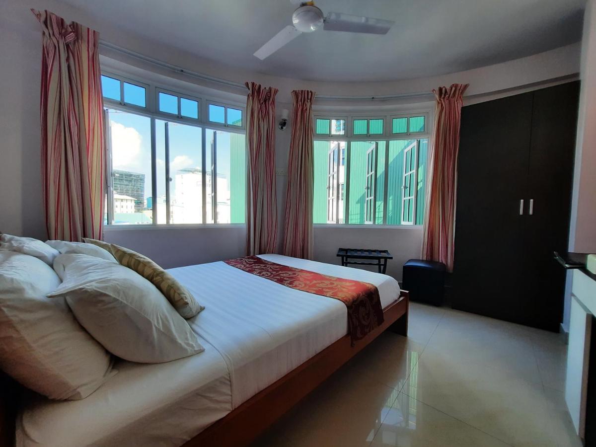 Hotel Octave Maldives Malé Buitenkant foto