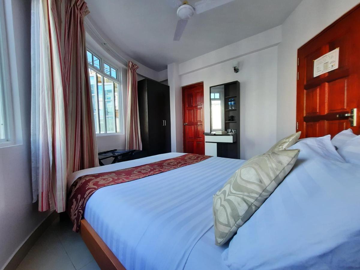Hotel Octave Maldives Malé Buitenkant foto