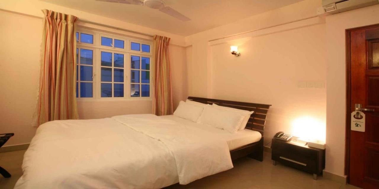 Hotel Octave Maldives Malé Buitenkant foto